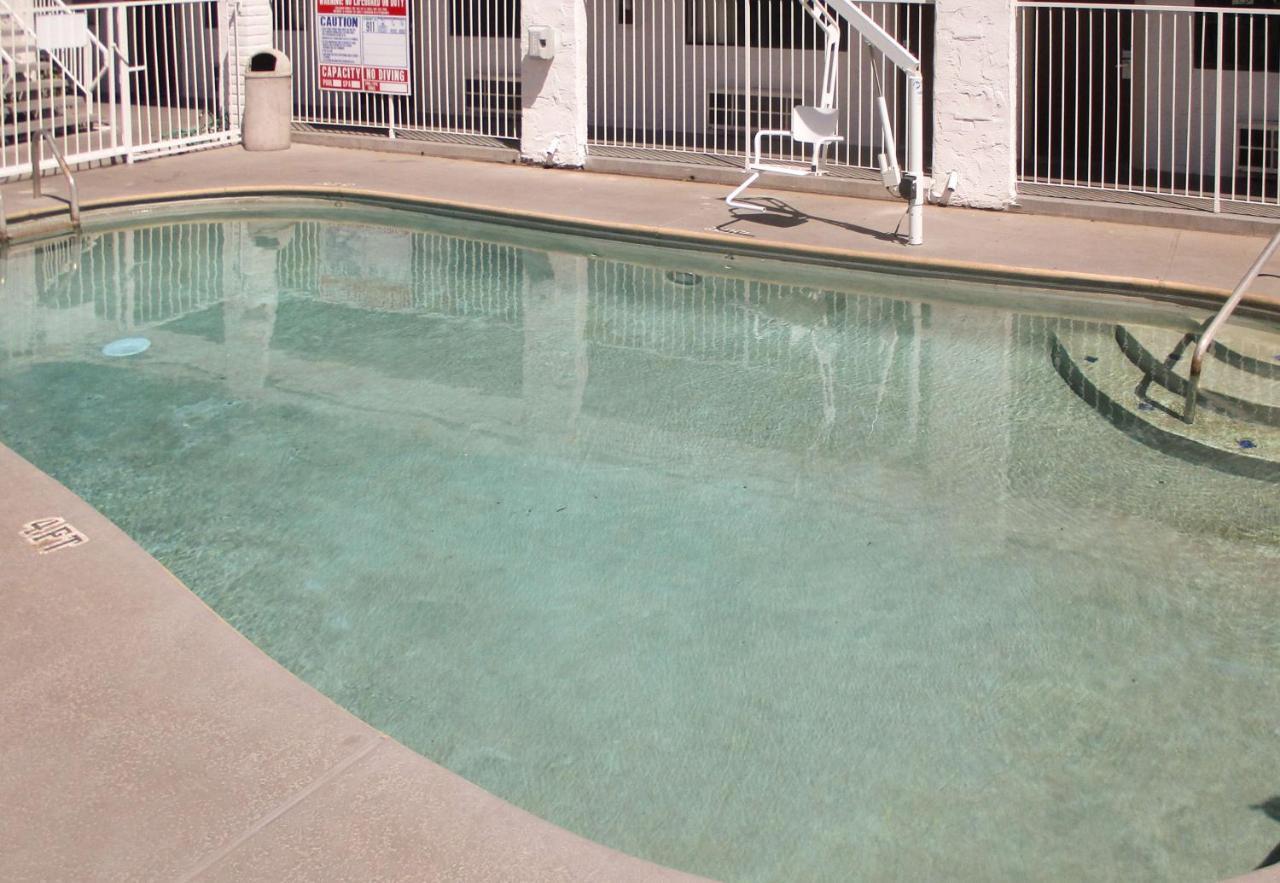 Motel 6-Fresno, Ca ภายนอก รูปภาพ